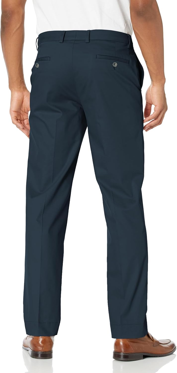 Men's Regular Fit Stretch Advantage Chino Pants