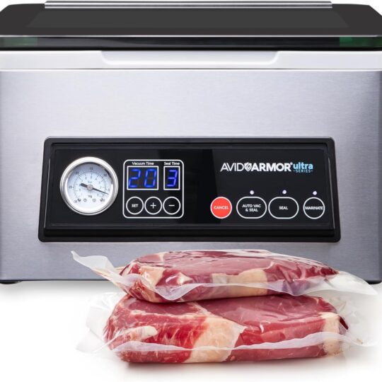 The USV20 Super Series vacuum sealing machine is a meat vacuum packaging machine specifically designed for wet food. It features a compact structure and is equipped with a 11.5-inch vacuum sealing strip.