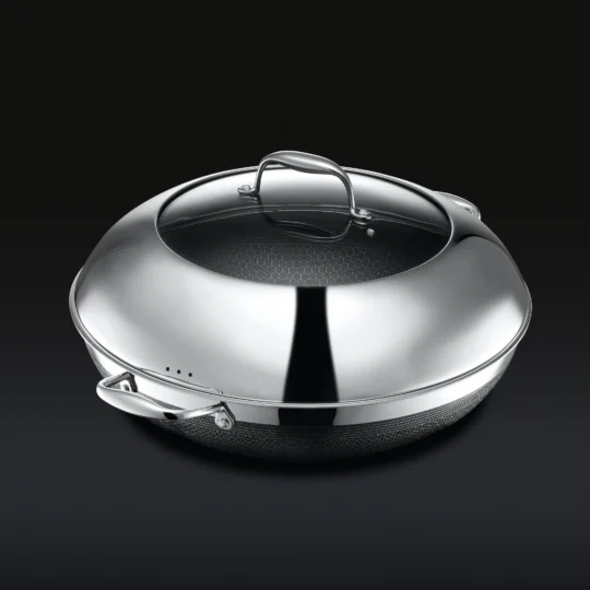 Hybrid Wok with Lid, 14"