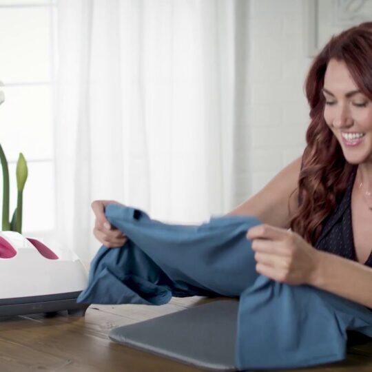 Cricut EasyPress 2, Raspberry - 9 x 9